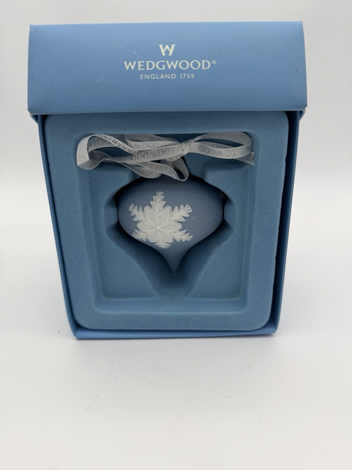 Wedgwood Jasperware Blue/White Teardrop Snowflake Christmas Ornament Boxed
