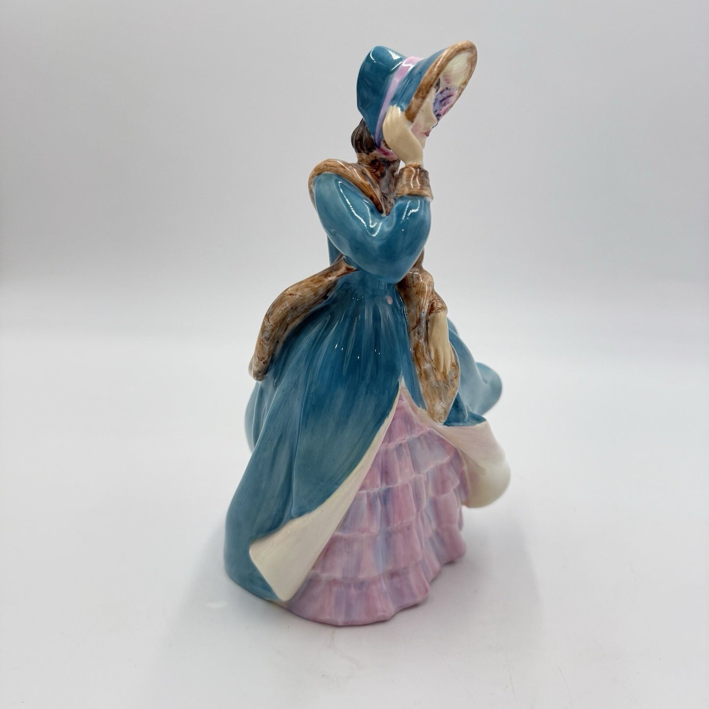 Royal Doulton Delphine HN2136 Figurine England Classic porcelain 7in Rare