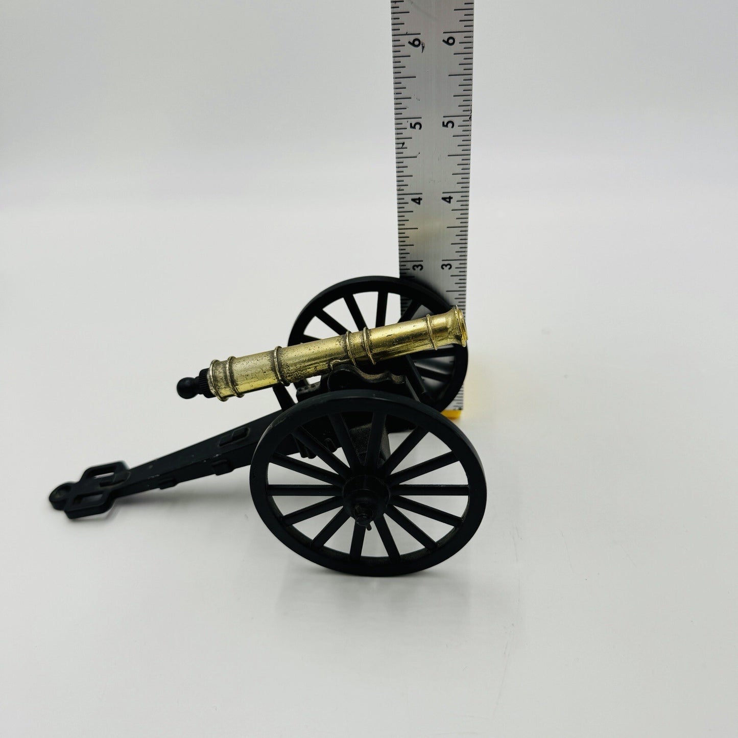 GT  Italy Diecast Cast Metal Cannon Article 374Vintage 3x6in Military Miniature