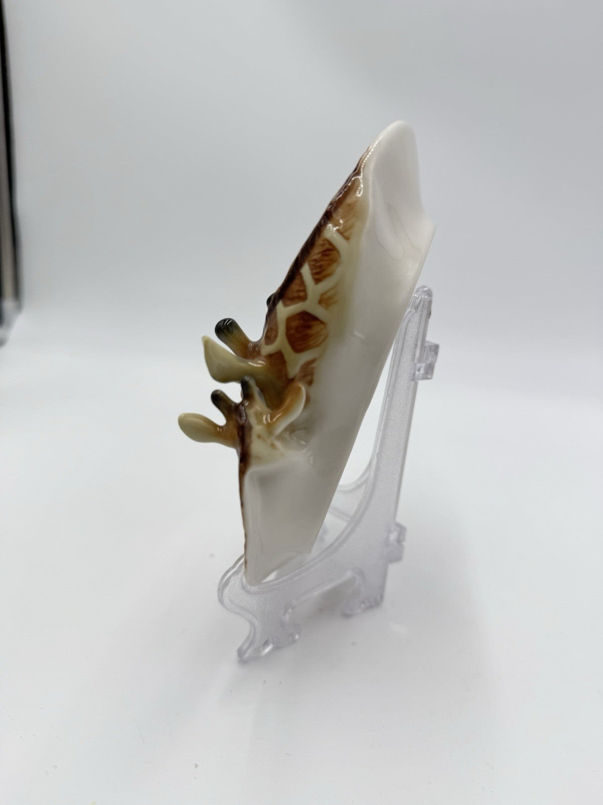 Rare FRANZ Fine Porcelain Giraffe DESSERT PLATE Jungle Beauties Collection 6.25