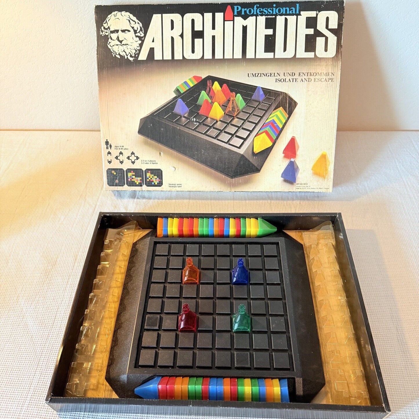 Professional Archimedes Board Game 2-4 Players Isolate And Escape Norway Vintage