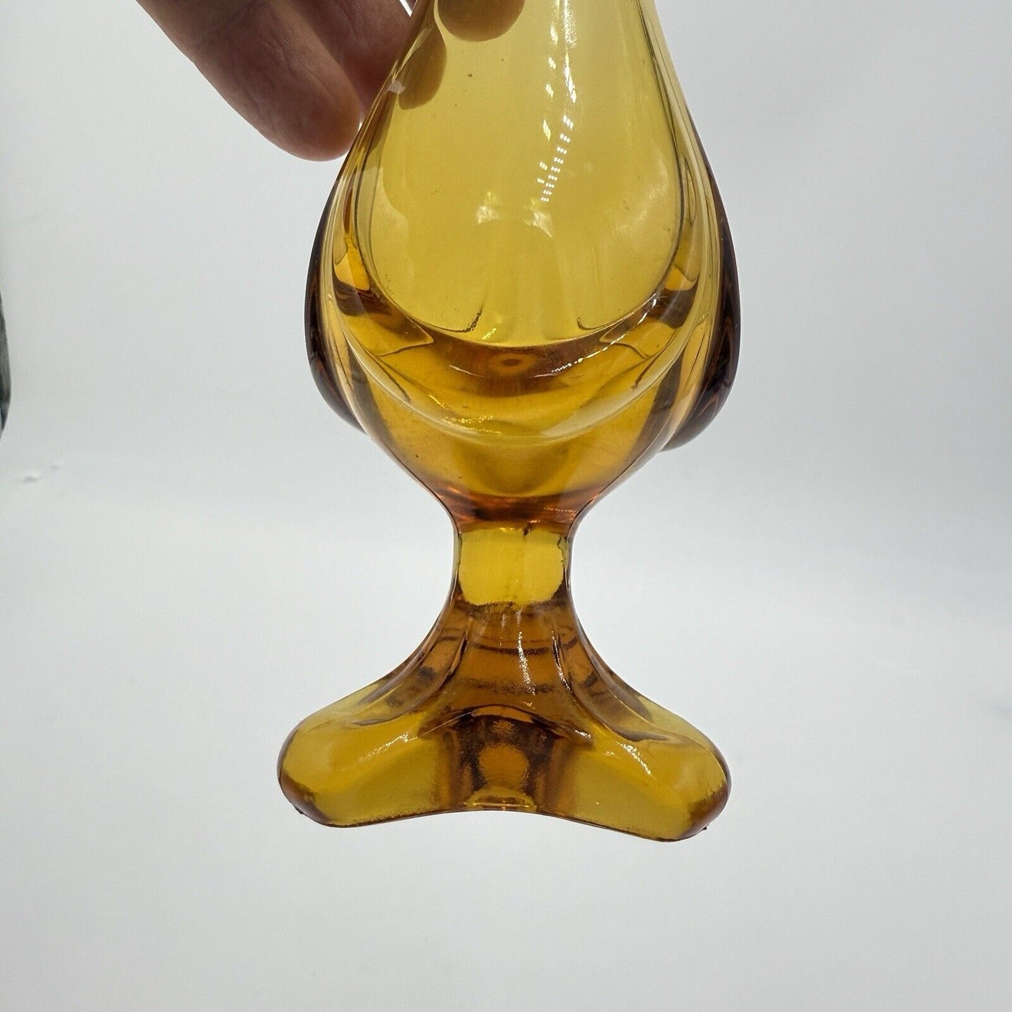 Vintage Viking Art Glass Epic Drape Amber Bud 3 Toe Swung Vase 12”