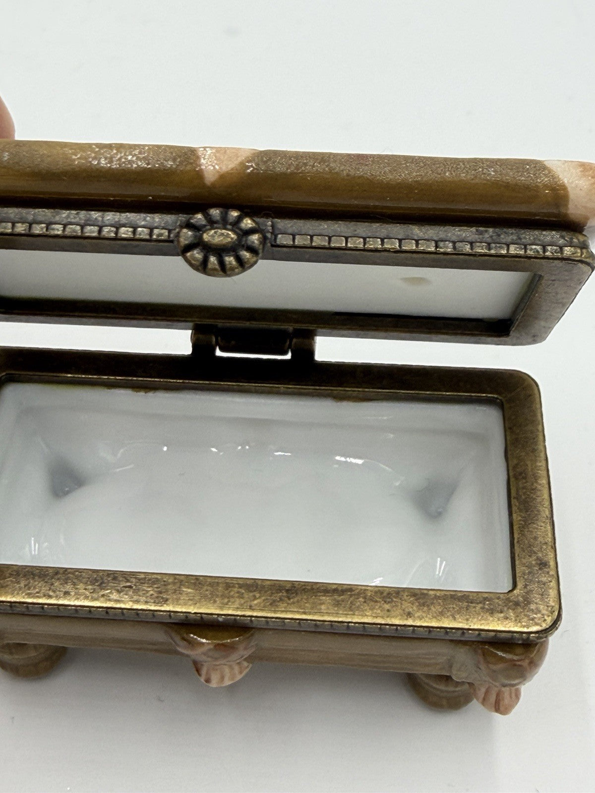 Midwest Cannon Falls Porcelain Hinged Box PHB Pool Table with Chalk Trinket Box