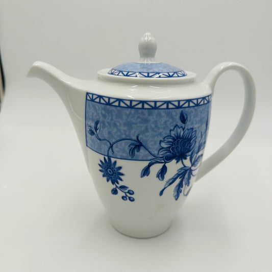 Wedgwood Coffee Pot Mikado Blue and White Porcelain Servewear Vintage Home China
