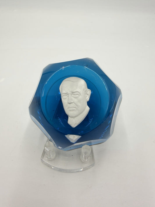 Baccarat Crystal France Blue Cut WOODROW WILSON Sulphide Paperweight Faceted