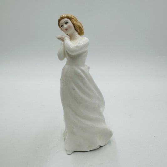 Royal Doulton “Sweet Dreams” Figurine HN3394 1992 Porcelain England White 5.5in