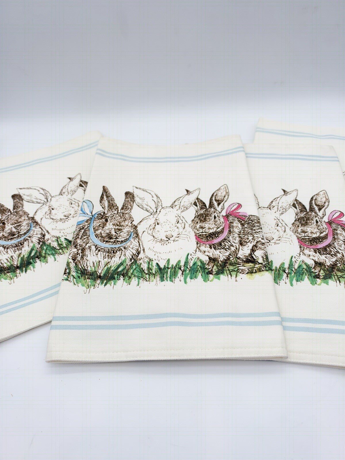Williams Sonoma Easter Meadow Bunny Placemats New Set of 4 PCs 100% Cotton