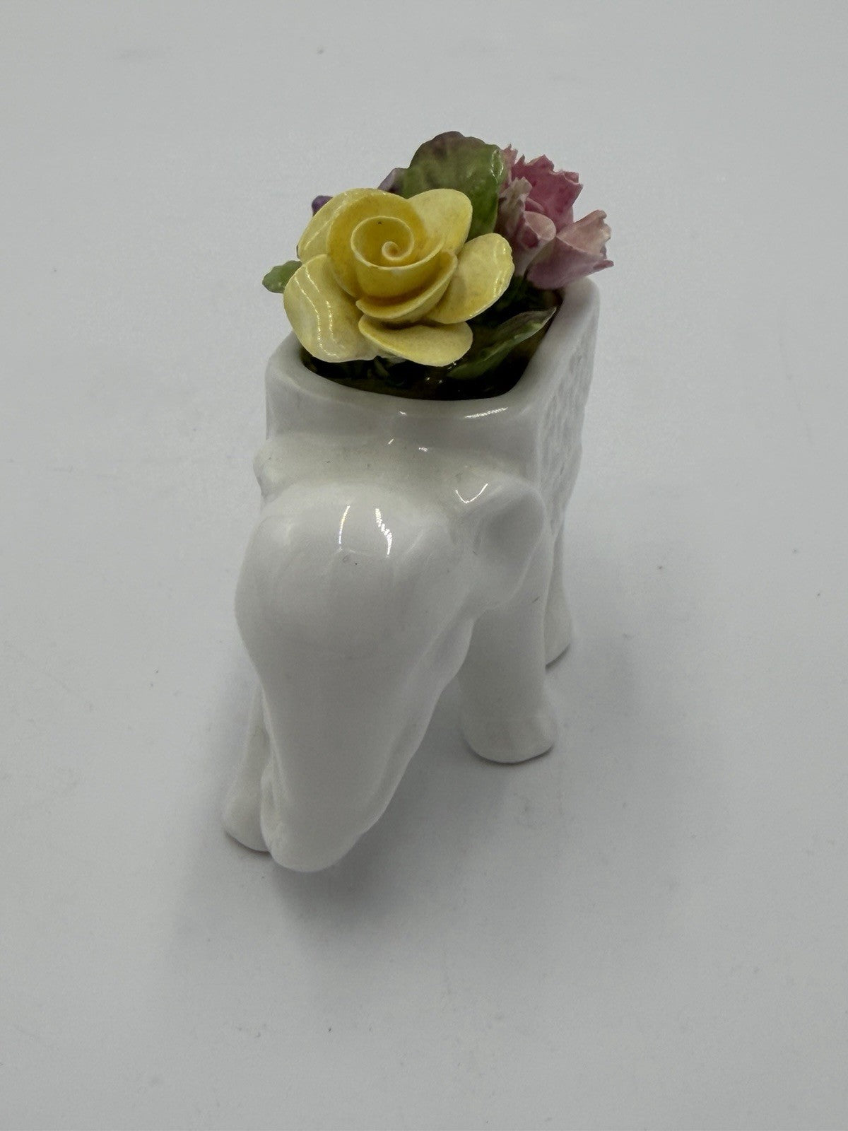 Coalport England Elephant White Pink Yellow Flowers Bouquet Figurine Porcelain