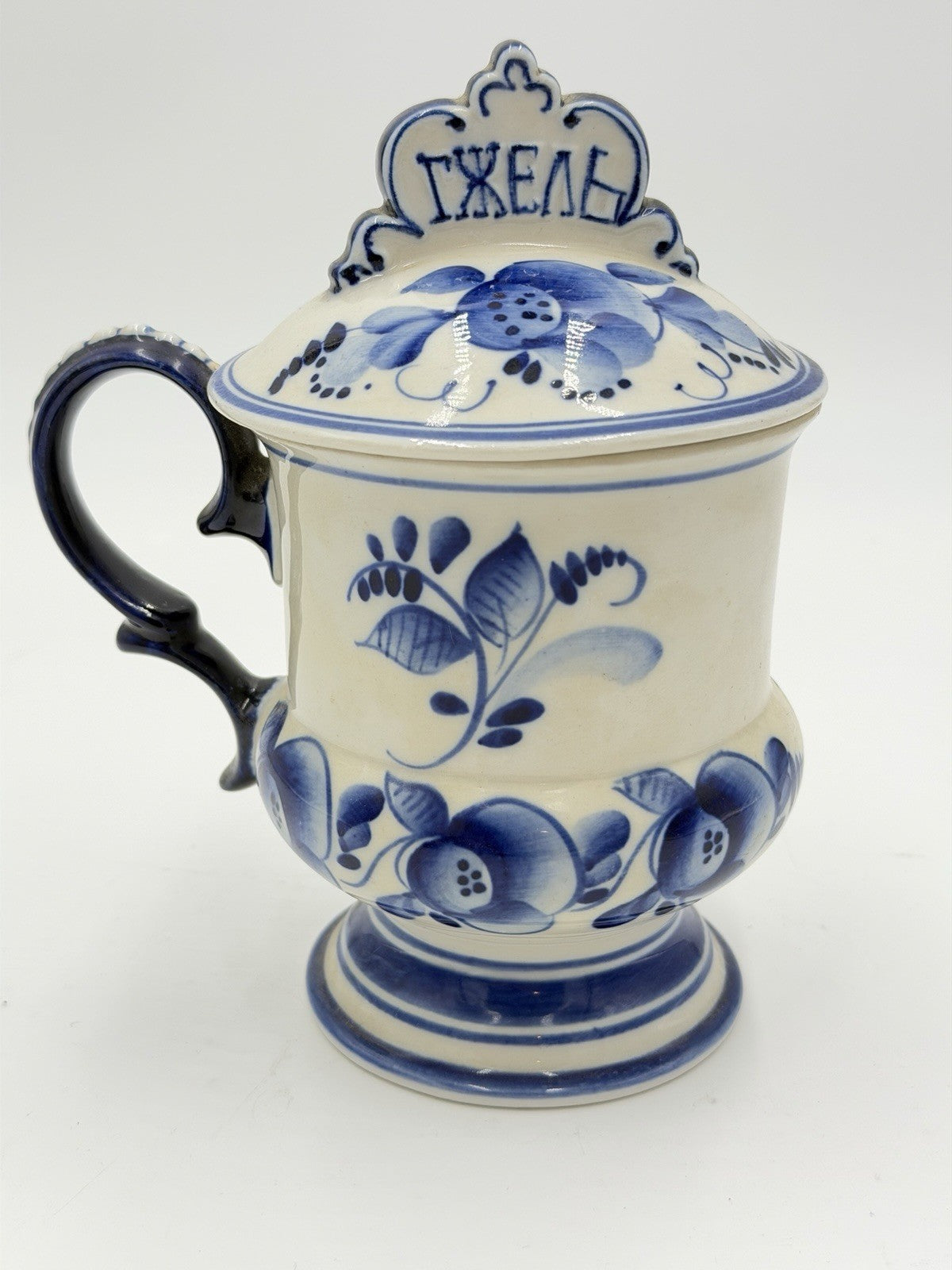 Gzhel Porcelain Russia Duggar Bowl White/blue Floral Pattern W/lid Vintage
