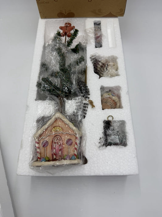Jim Shore Christmas Joys Are Ever Sweet Christmas Tree (only 4 Ornaments )