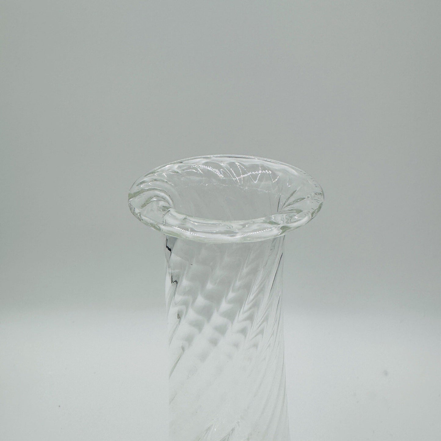 Villeroy & Boch Crystal Glass Swirl Flower Vase Tall 13in Serveware