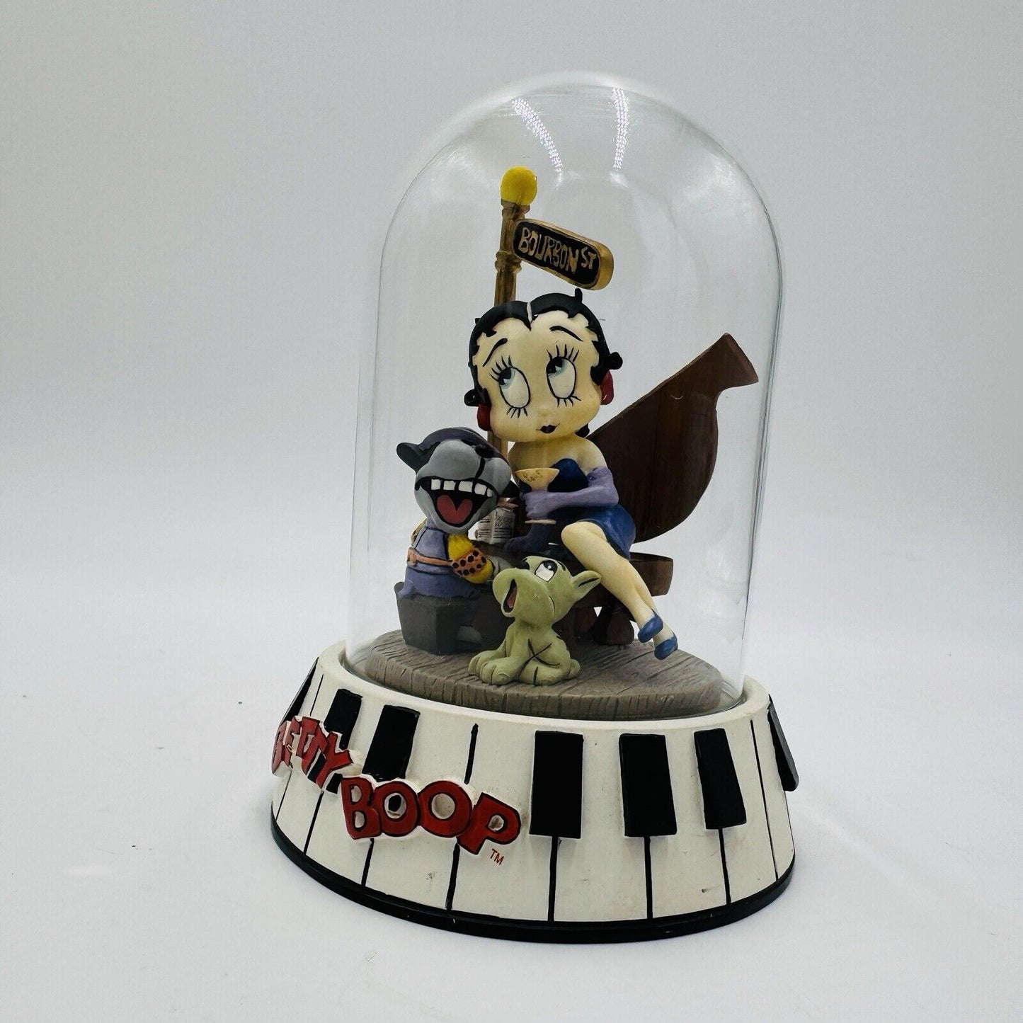 Betty Boop “Bourbon Street” Hand Painted Statue With Glass Dome 5.5” Tall. VGC!