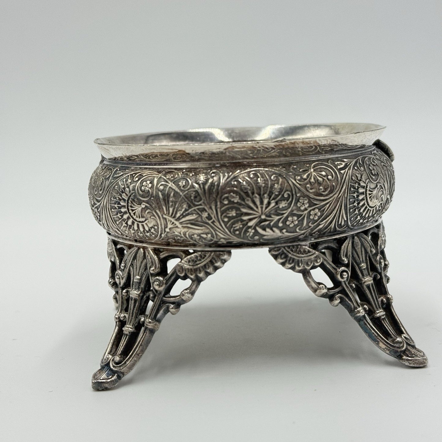 Antique Racine.SP. CO Silver Plate Salt Cellar Ornate Four Legs Rare 2.3”x 3.3”