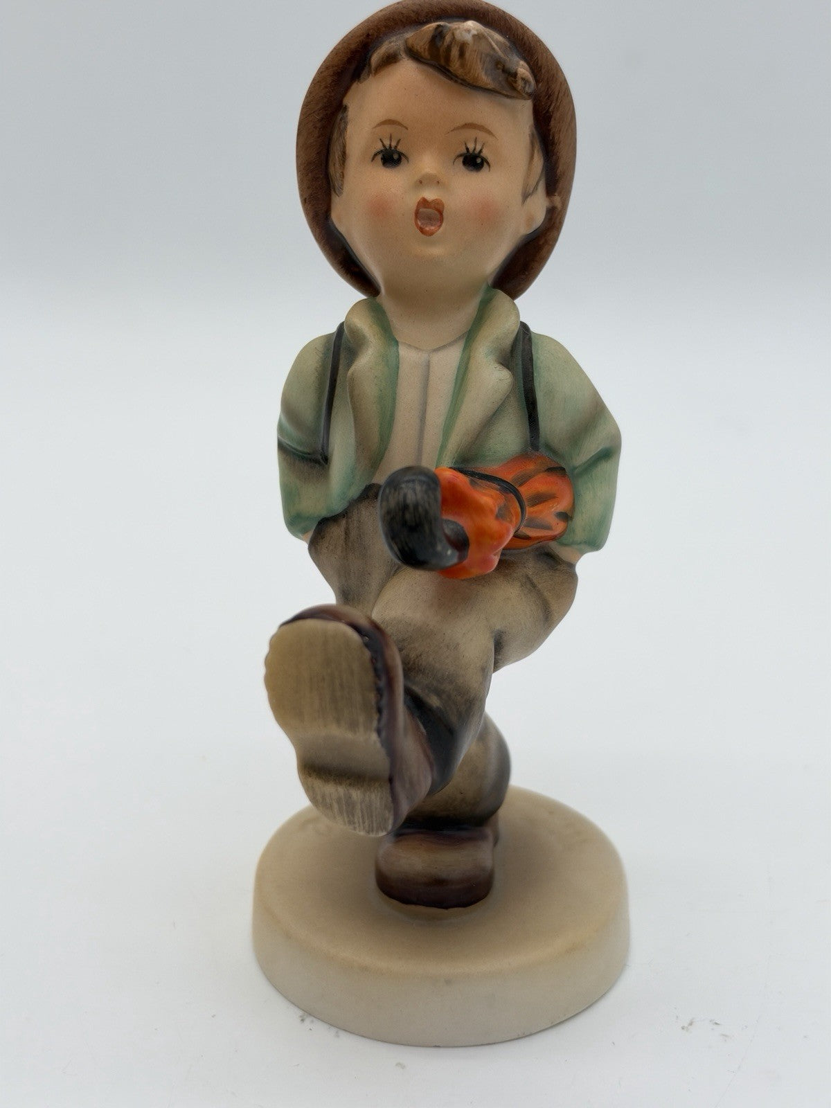 Hummel Goebel 1949 Mark Globe Trotter Boy Painted Figurine Porcelain Antique