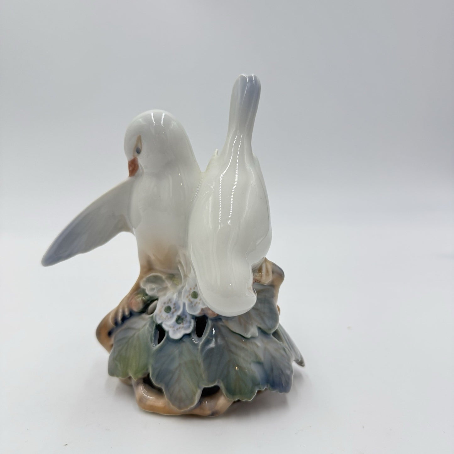 Royal Copenhagen Denmark Porcelain #402 Love Birds Figurine Vintage Painted