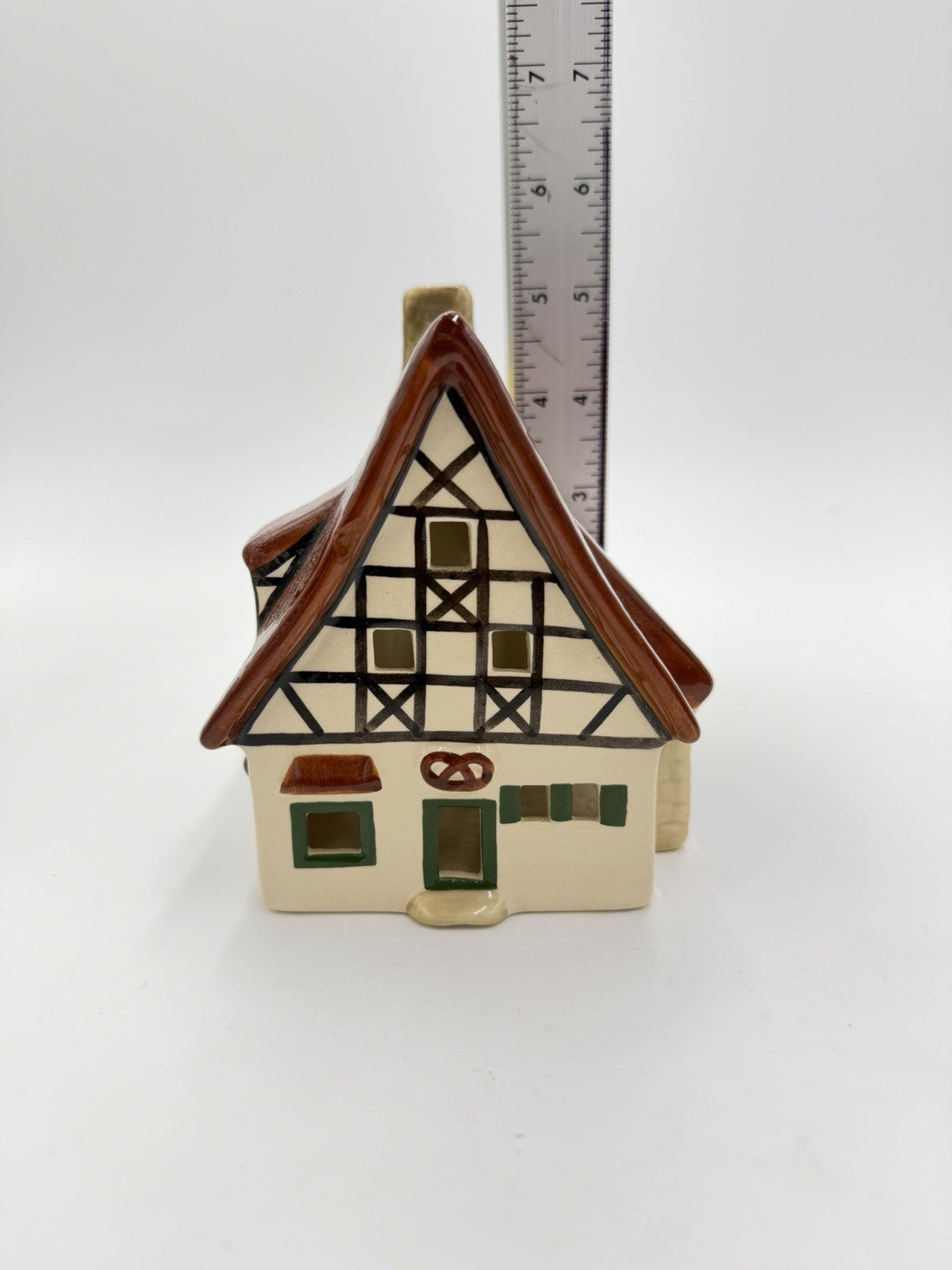 Ursula Leyk Lichthaus Ceramic 2010 house tudor Signed Tea Light Germany Vtg