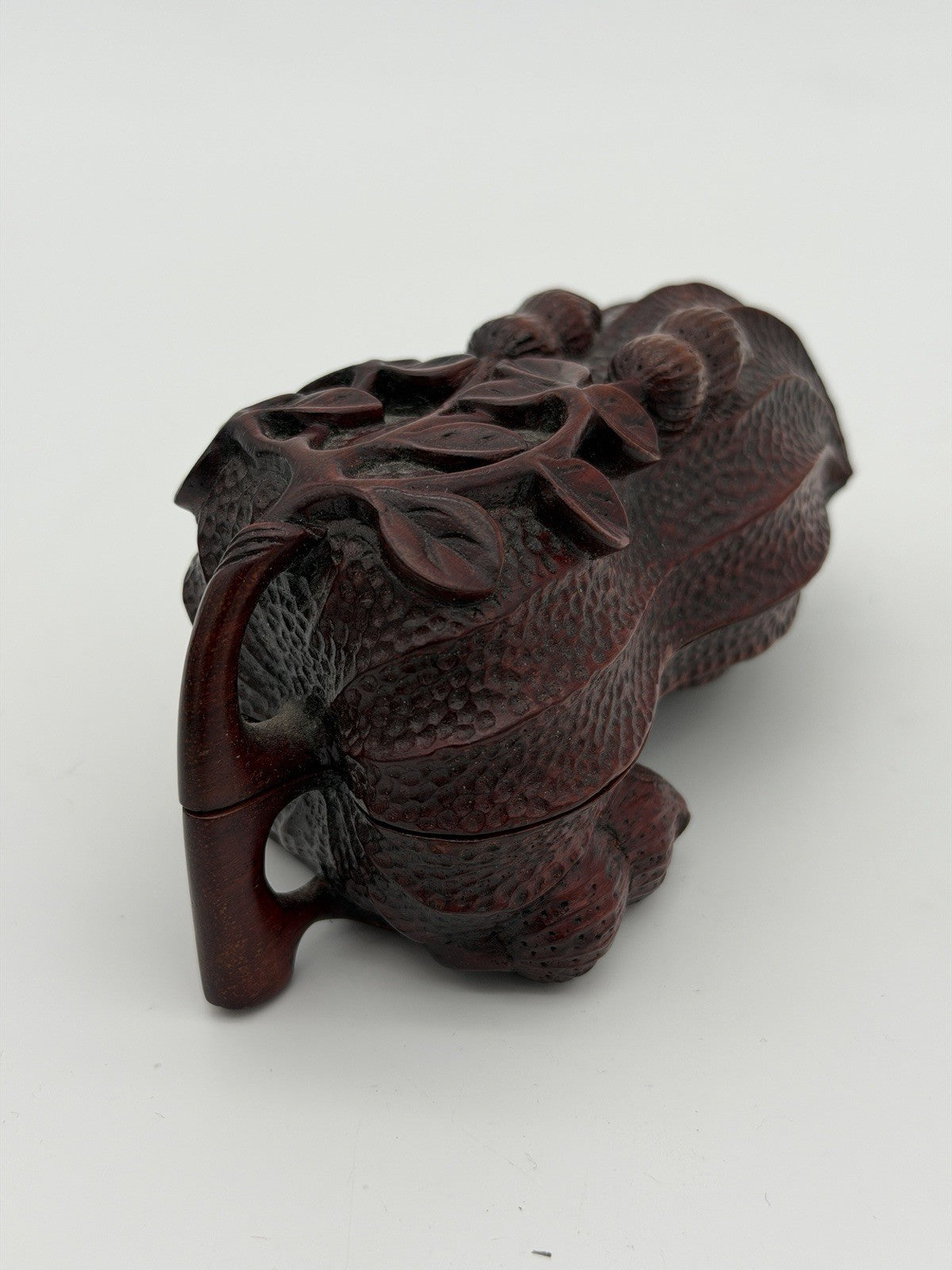 Antique Karaki Karinga Wood Carved Folk Art Peanut Shape Lidded Box Japan