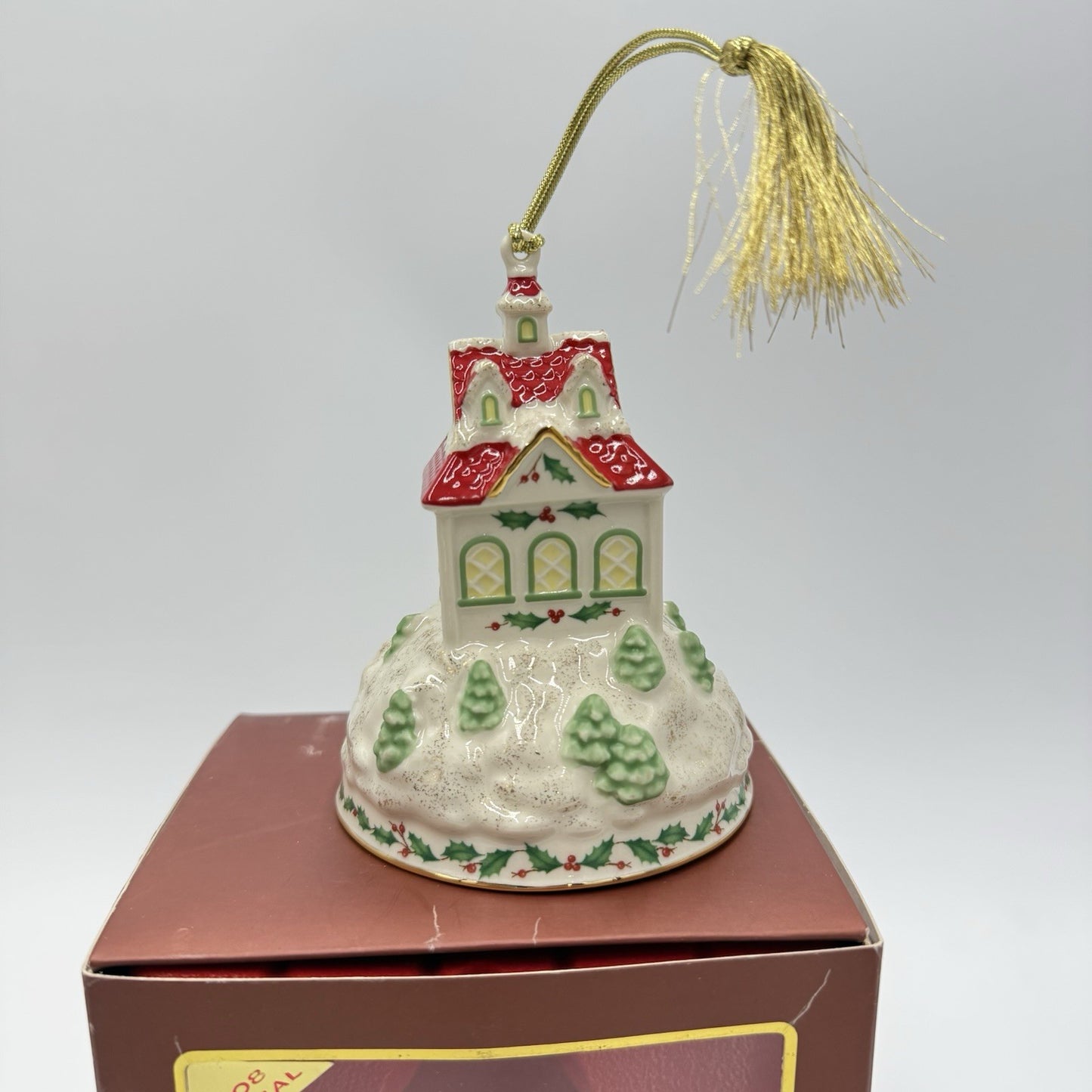 Lenox 2008 Annual Holiday Ride Ornament Porcelain Figurine Christmas 4in
