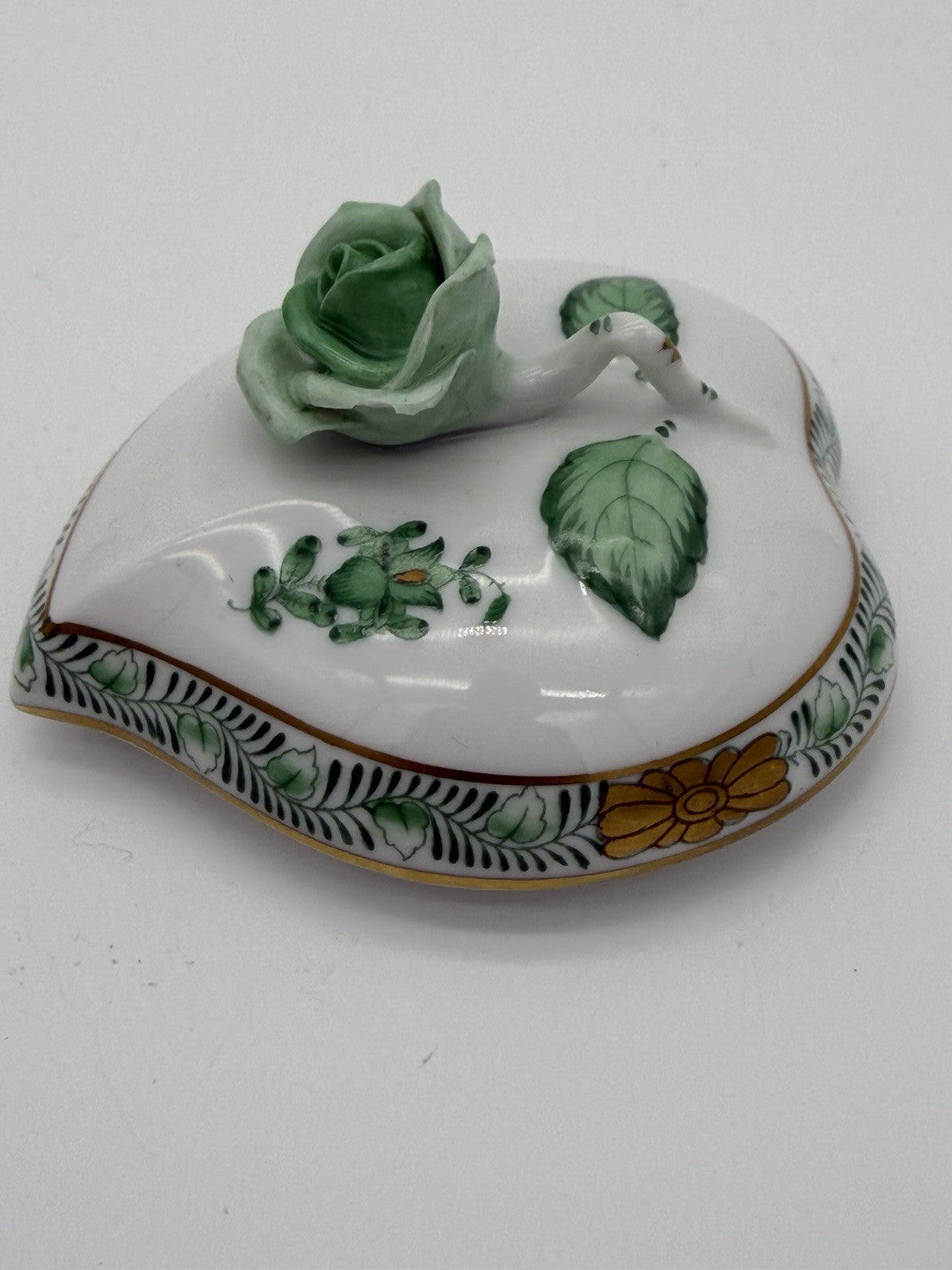 Herend Hungry Heart-shaped Trinket Box Green Rose On The Lid Porcelain (Lid Only