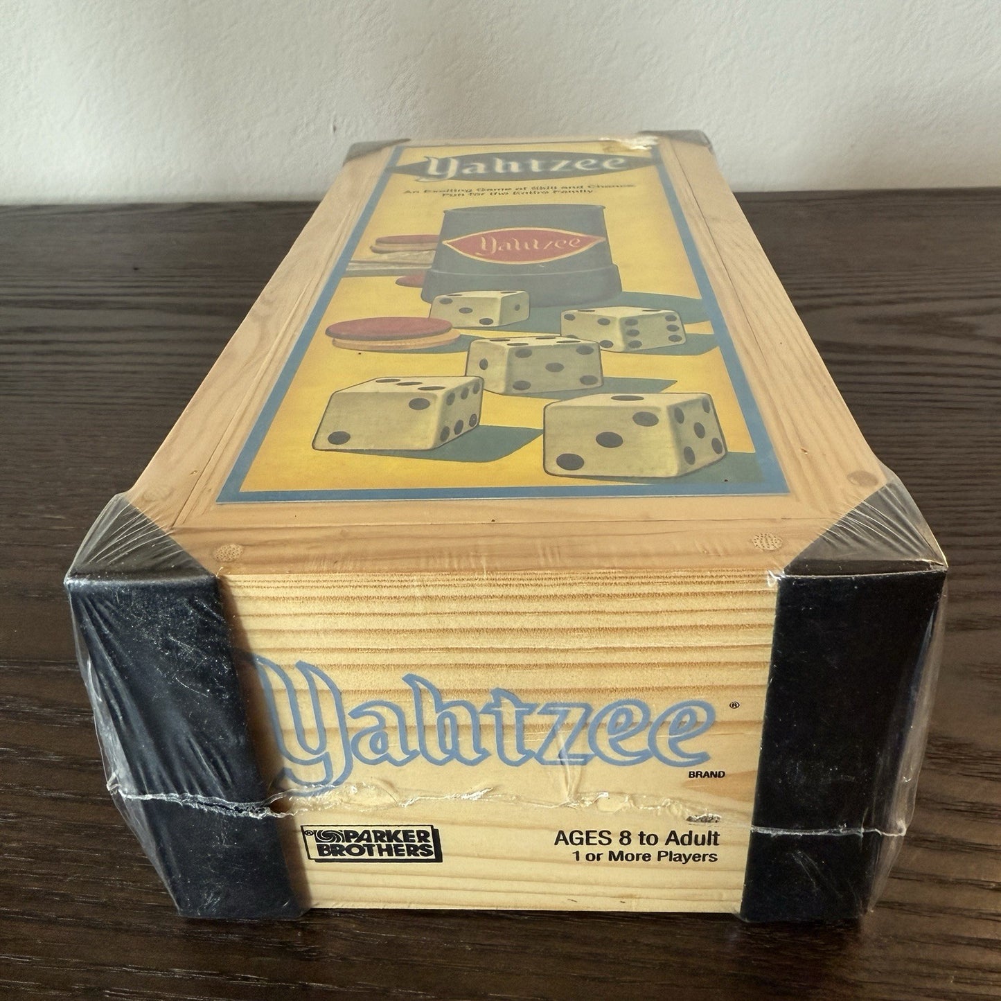 YAHTZEE Nostalgia Games Series 2004 Dice Game Wooden Box Parker Bros Sealed