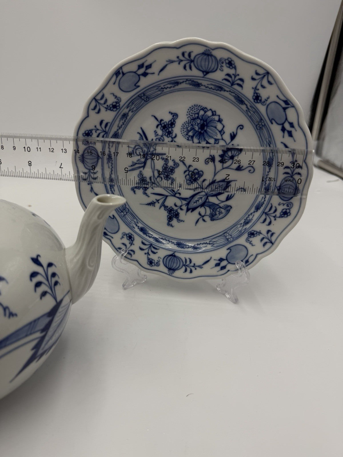 Antique Meissen Porcelain Blue Onion Teapot & Saucer Pot Germany Flower Lid