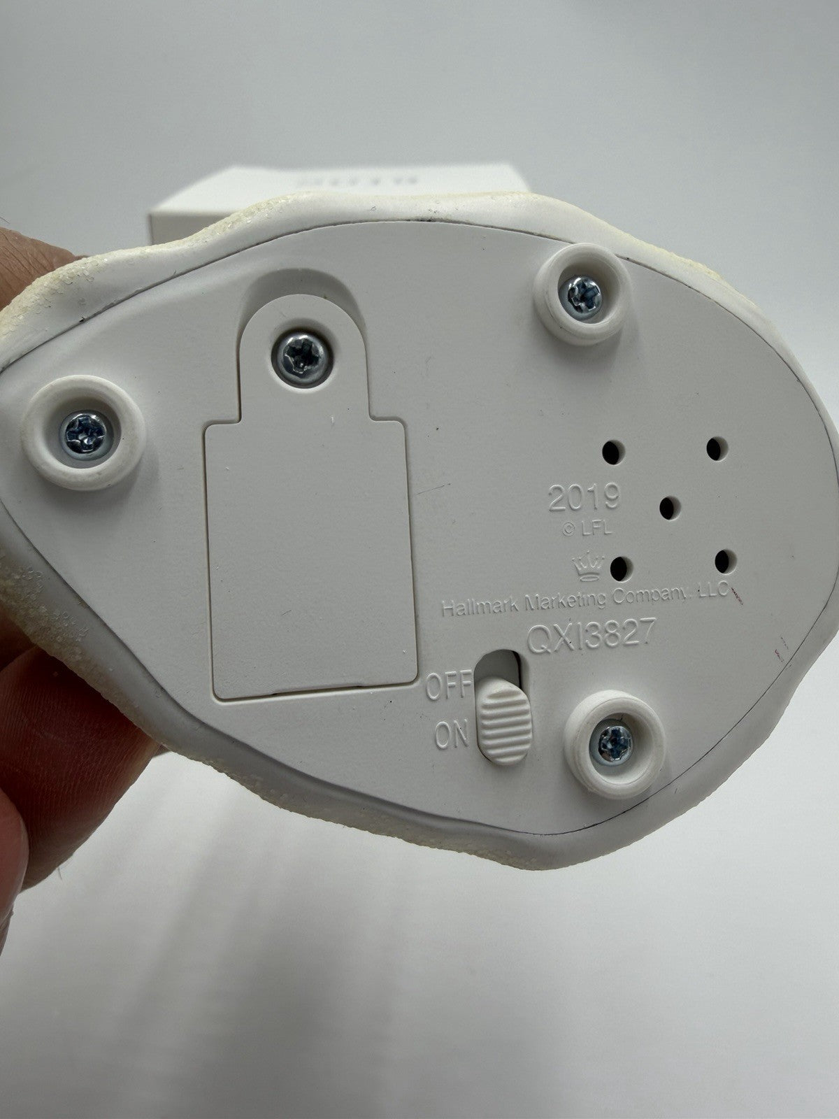 Hallmark Star Wars C-3PO &R2-D2 Droids Peekbuster Motion Activated Ornament 2019