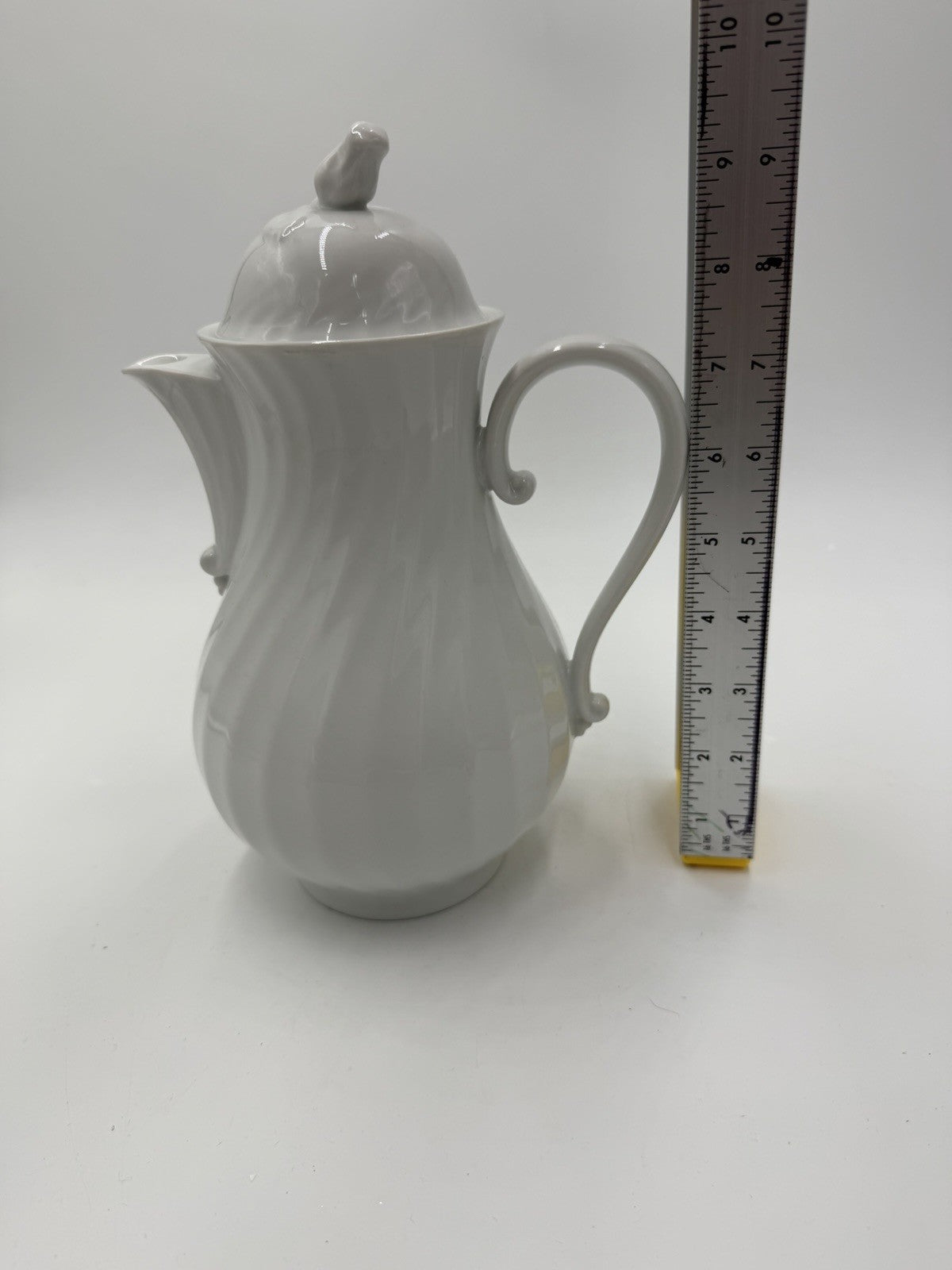 Vintage Large Kaiser Porcelain Germany White Swirl Coffee Pot 9.5”H