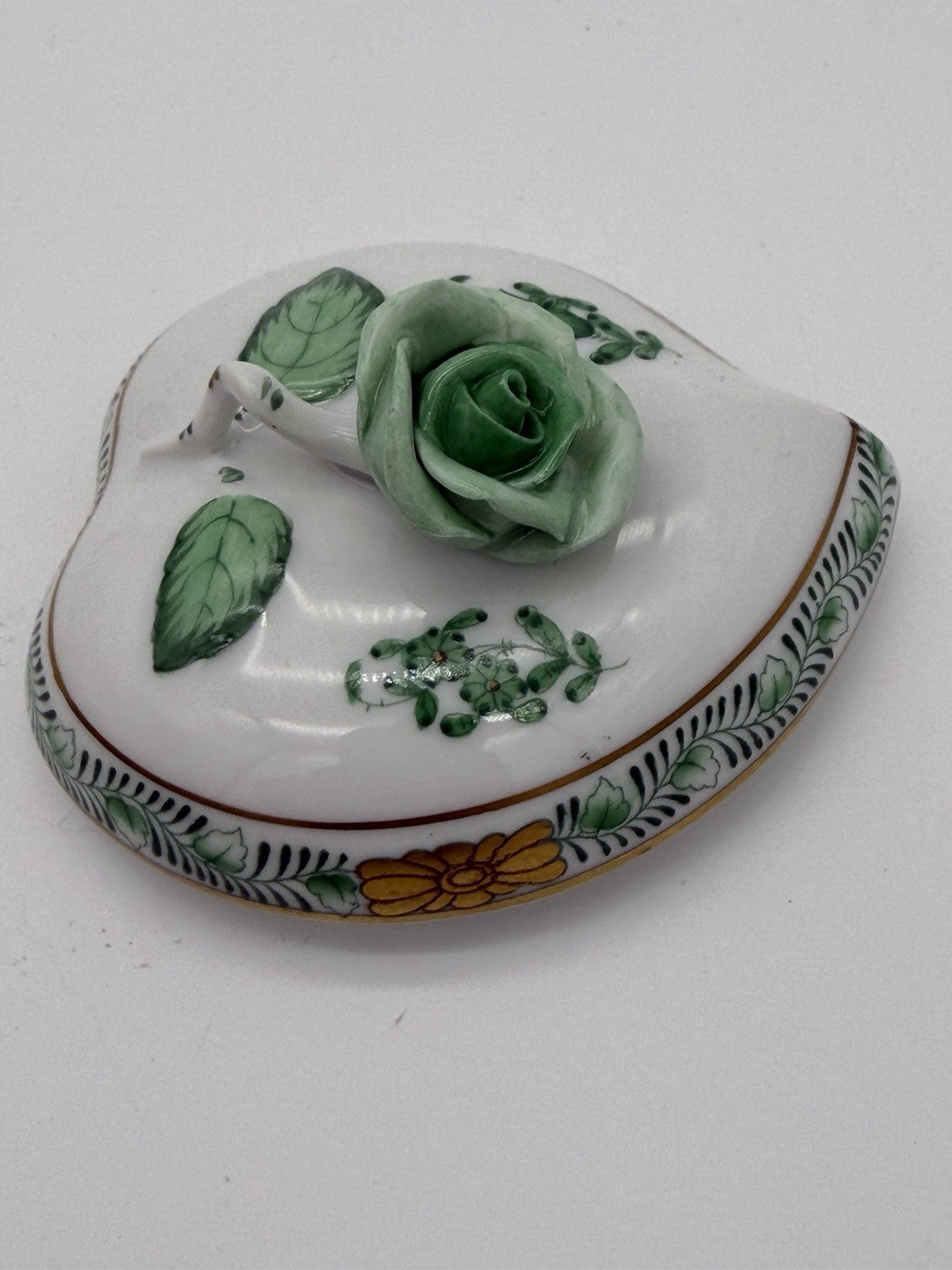 Herend Hungry Heart-shaped Trinket Box Green Rose On The Lid Porcelain (Lid Only