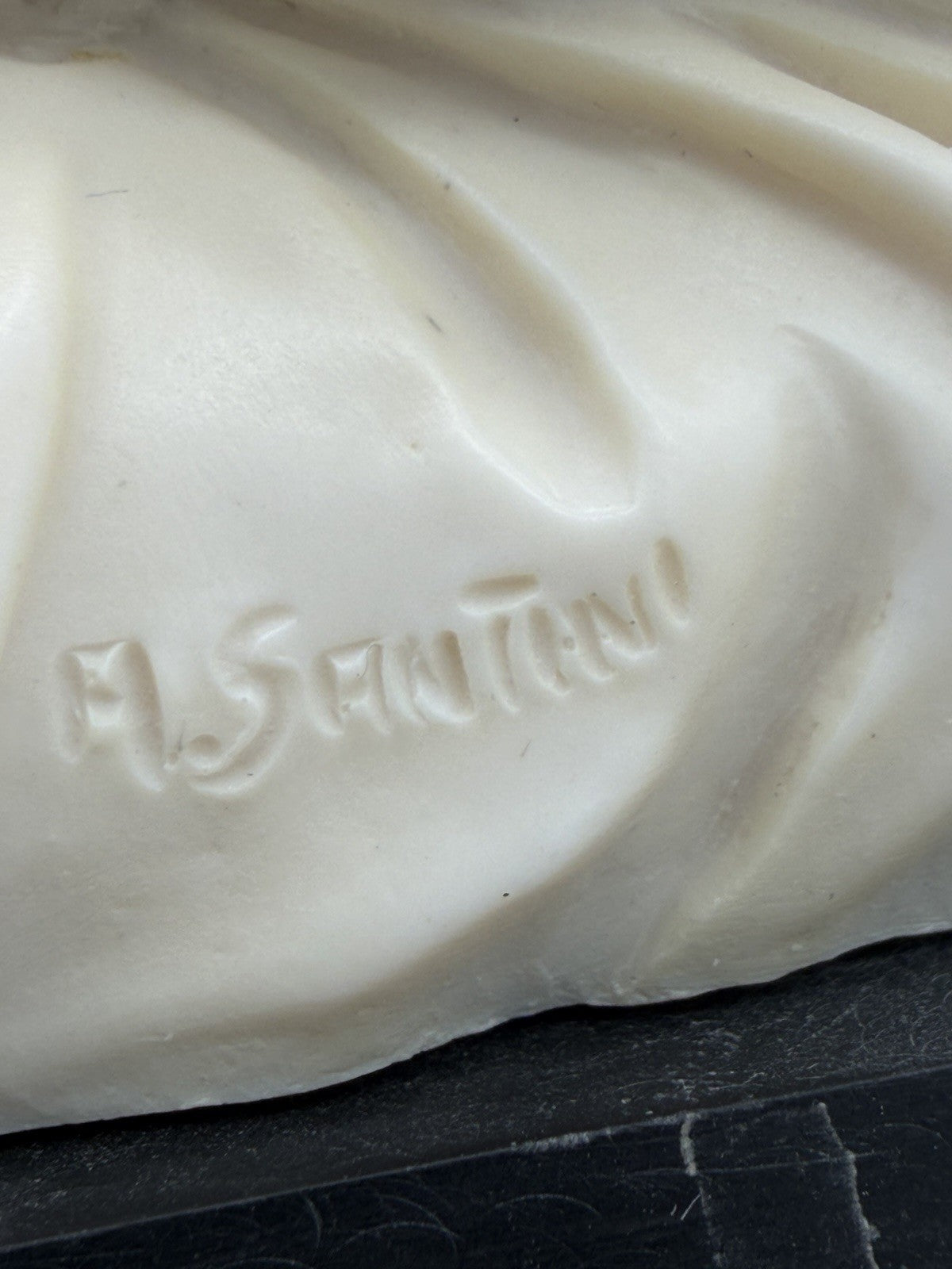 Vintage A Santini Italy Carved Alabaster Madonna Mother & Child Sculpture 10”H