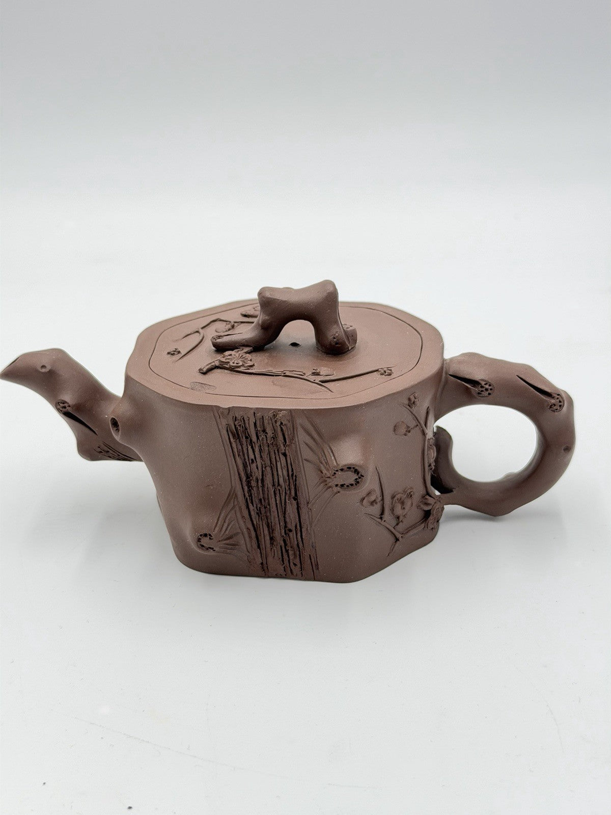 Chinese Yixing Zisha Clay Teapot Art Pottery Carved Tree Trunk Design