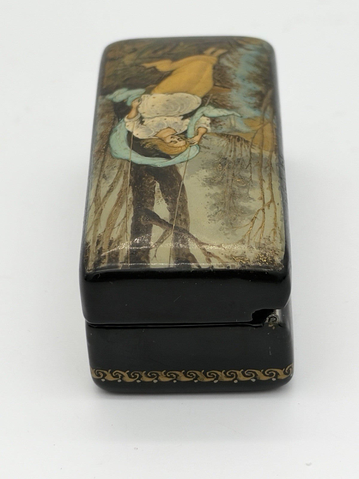 handpainted Russian lacquer miniature trinket box Palekh signed Lapin L Folk Art