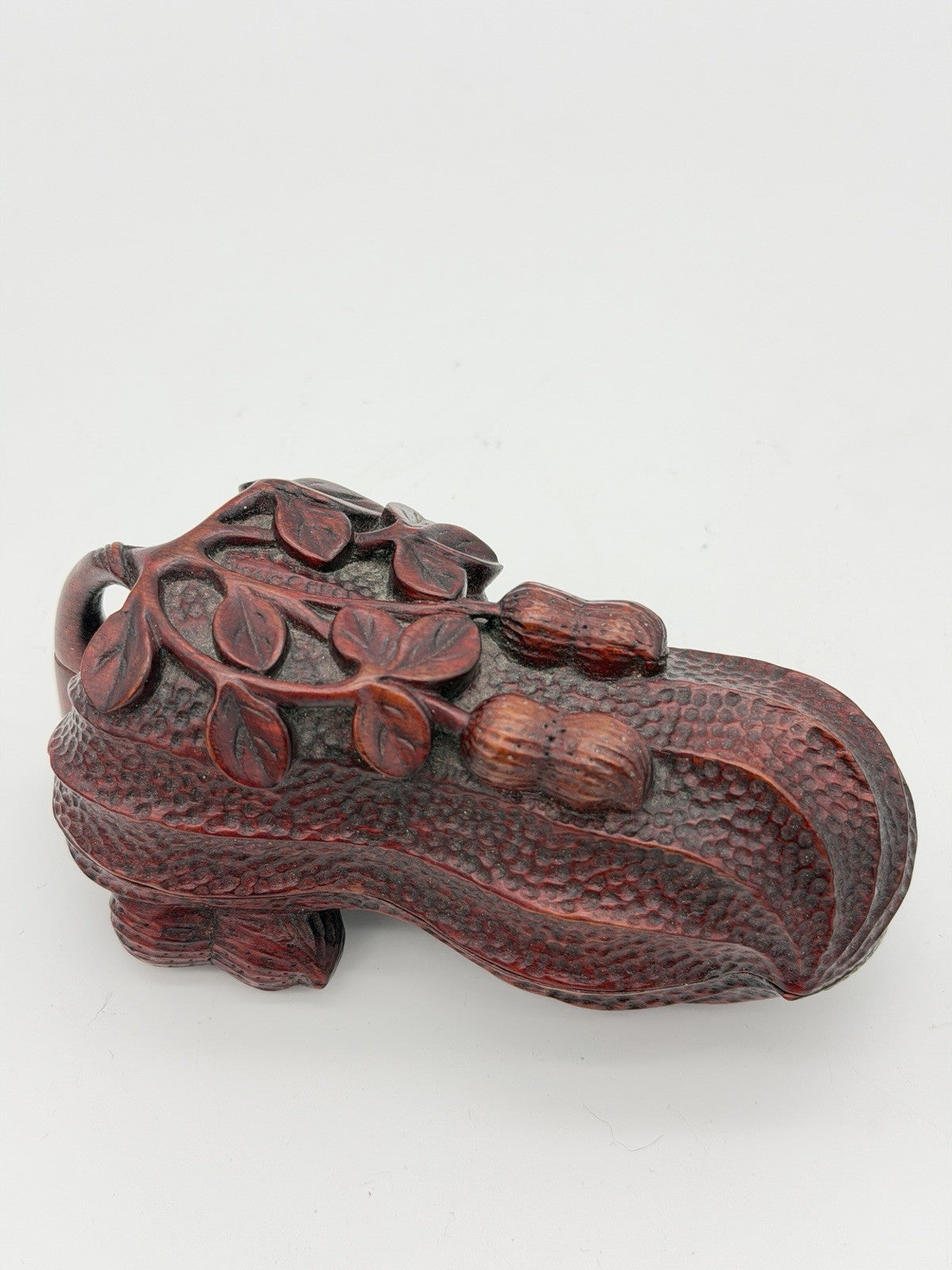 Antique Karaki Karinga Wood Carved Folk Art Peanut Shape Lidded Box Japan