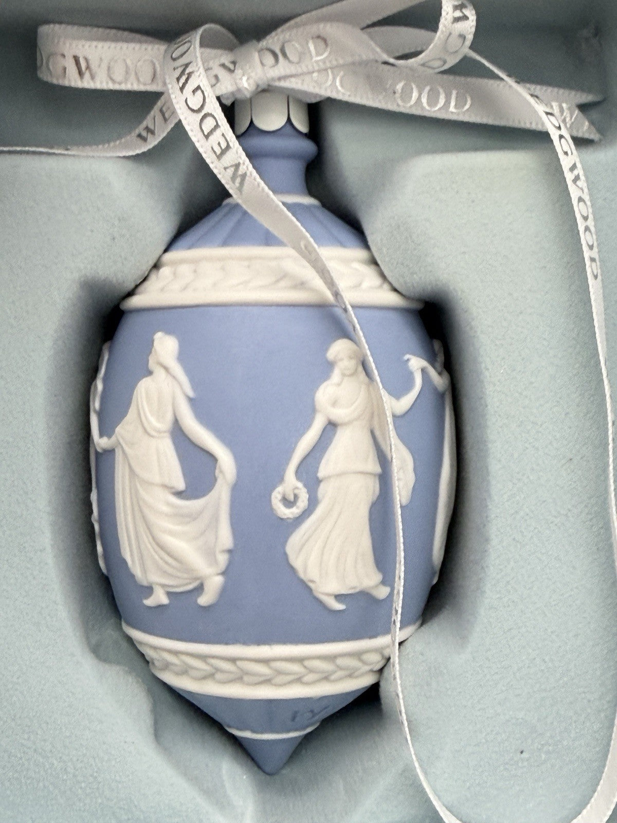 Wedgwood Jasperware Dancing Hours Blue/white Christmas Ornament