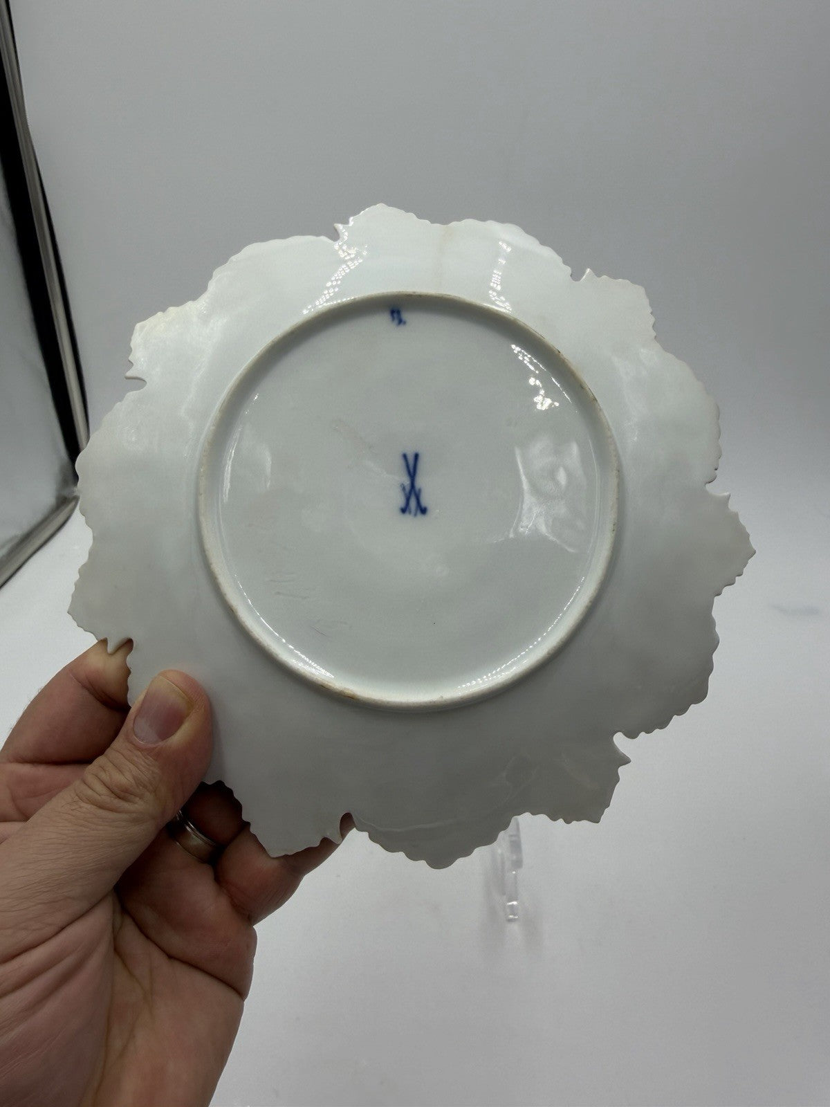 Antique 19th Century Meissen Porcelain White/Gold Gilt Leaf Plate 8” Germany