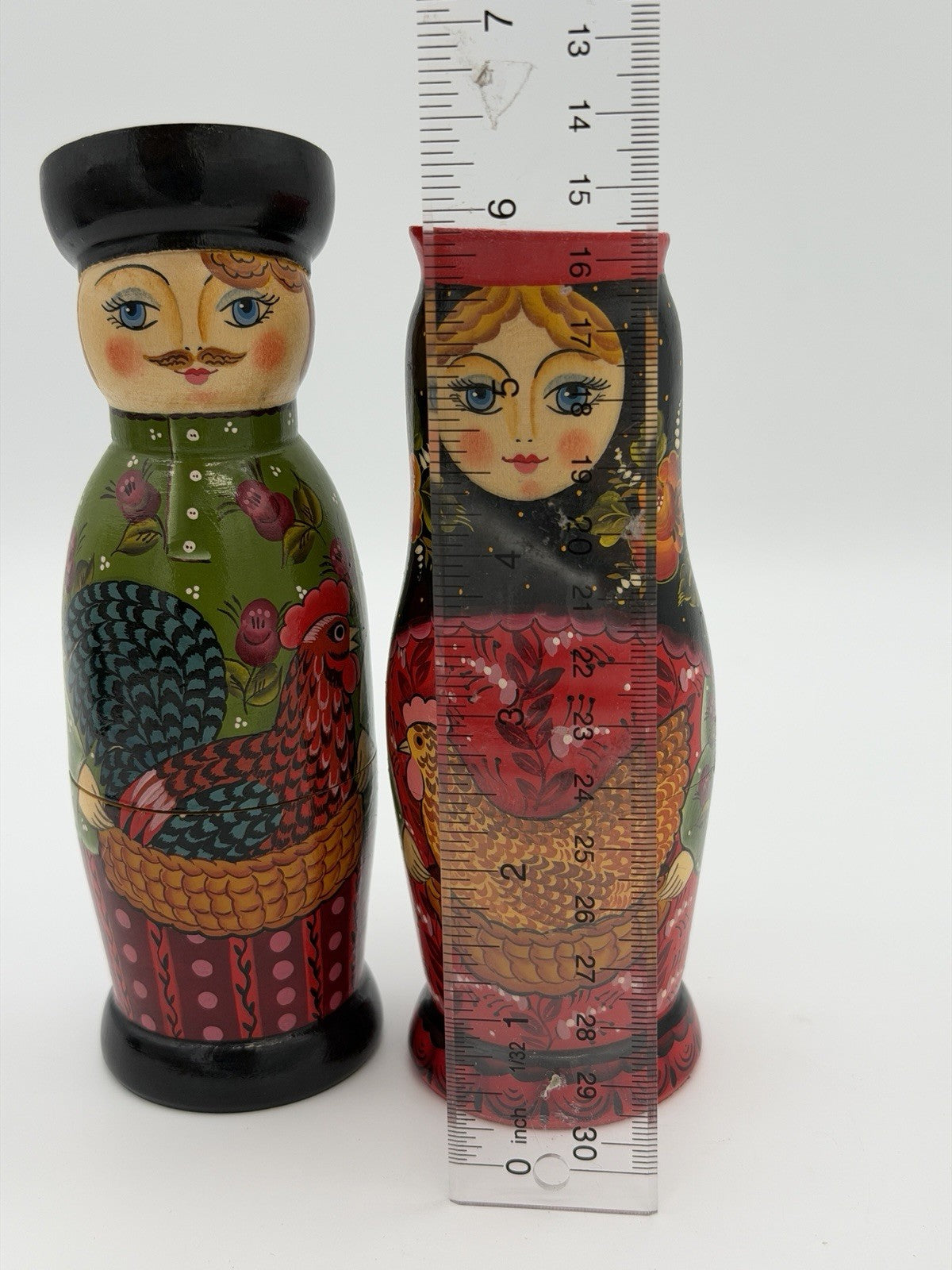 Vintage Folk Art Wood Carved Painted matryoshka Dolls Rooster /hen Signed 6.5”