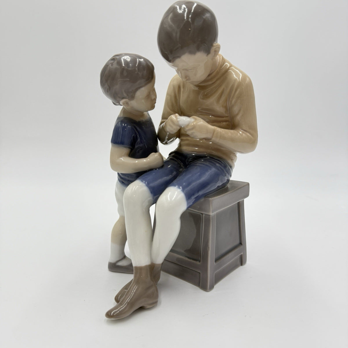 Bing and Grondahl Porcelain Denmark Figurine Tom & Willy No. 1648 Large Glossy