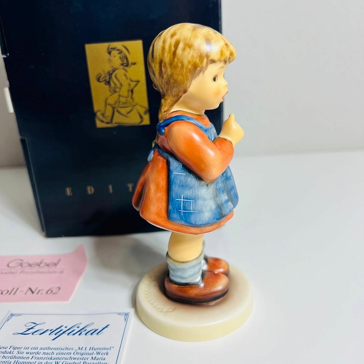 Goebel Hummel I Wonder Books Figurine Learning School Girl #486 German Sculpture