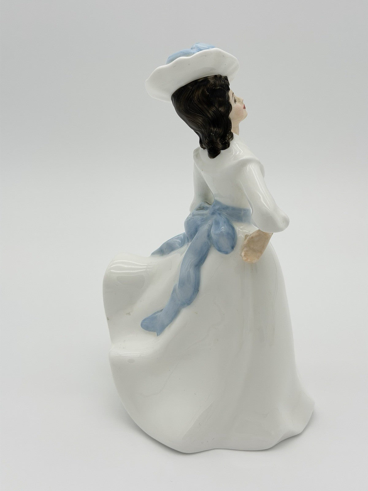Vintage Royal Doulton Porcelain England Margaret Figurine HN2397 White 7.3”H