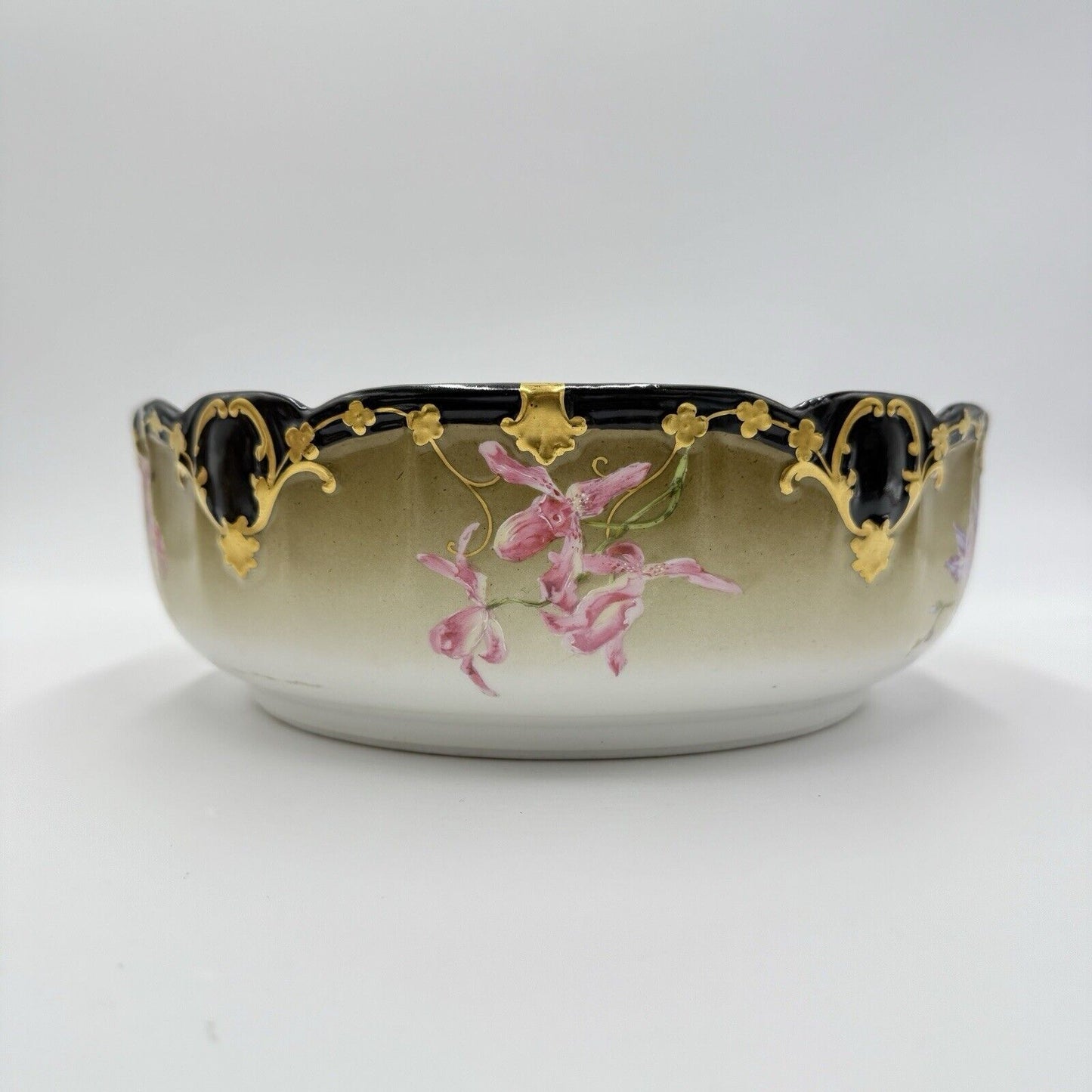 Rare Antique T&V Tressemann & Vogt Limoges  France Bowl Floral Gold Rim Black