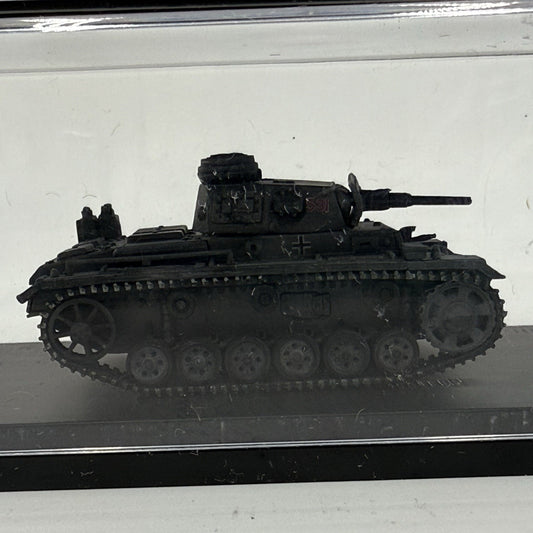 PANZERKAMPFWAGEN III AUSF. G 1941 GERMAN TANK & Tank Panther Ausf.D 411 2 PCs