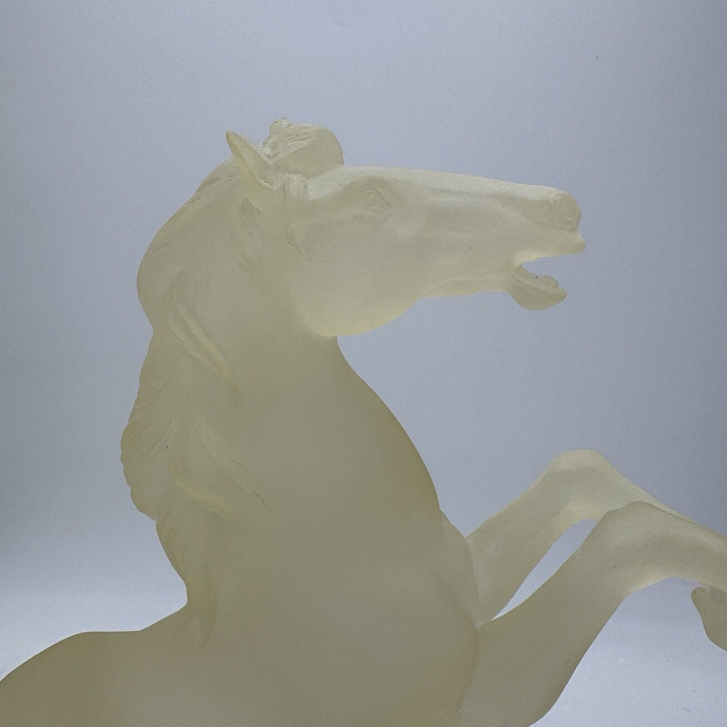 Rare Vintage 80s Regency Frosted Lucite Acrylic Horse New York Stallion 16” Larg