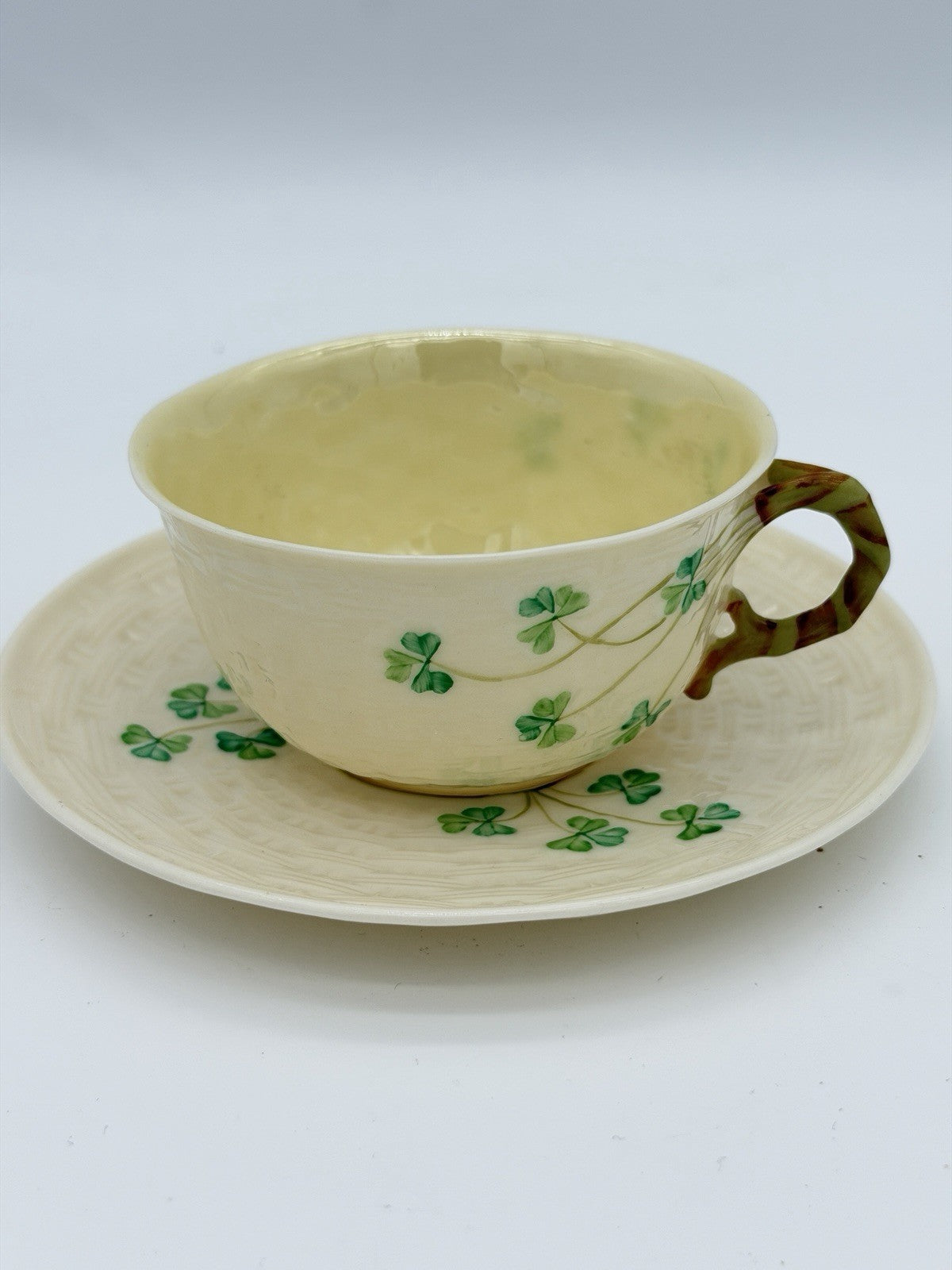 Belleek Ireland Porcelain 2ND GRN/1955 Shamrock Beige Saucer & Teacup Set