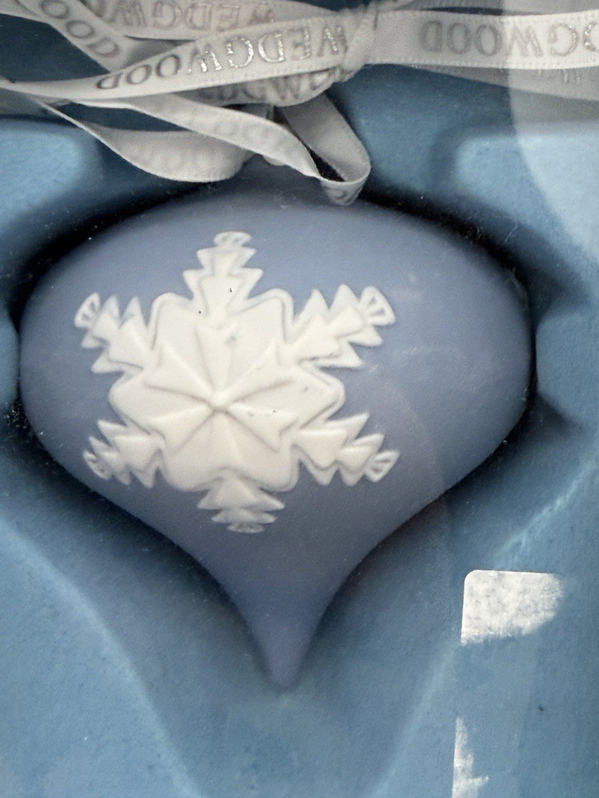 Wedgwood Jasperware Blue/White Teardrop Snowflake Christmas Ornament Boxed