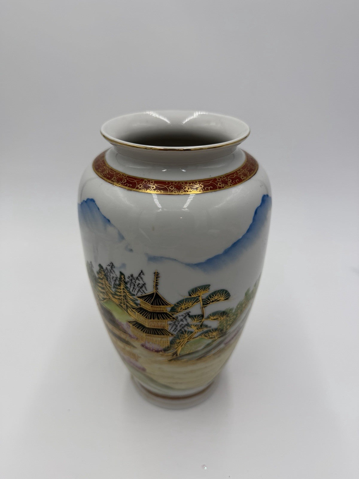 Antique Japanese Porcelain Satsuma vase Meiji period pagoda mountain 8.5”H