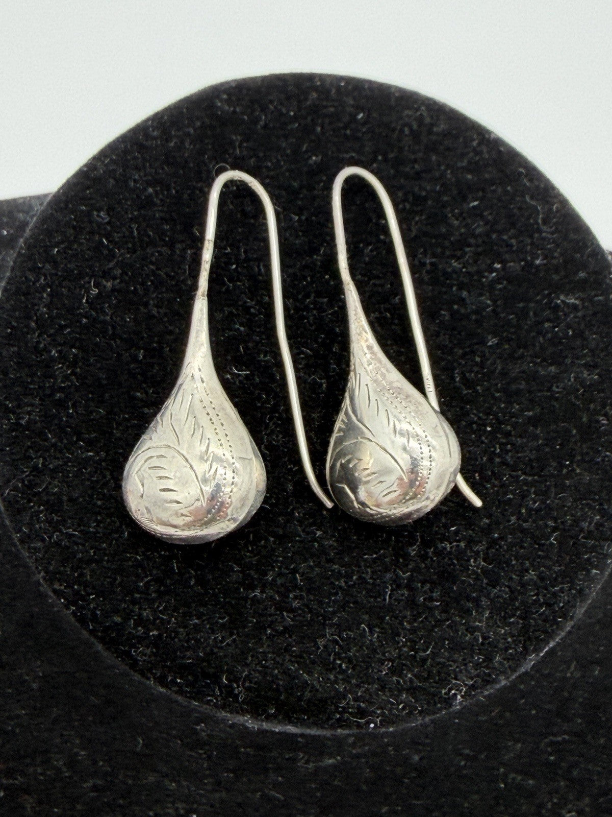 Sterling Silver Earrings Etched Leaf Feather Puffed Teardrop Raindrop Threader