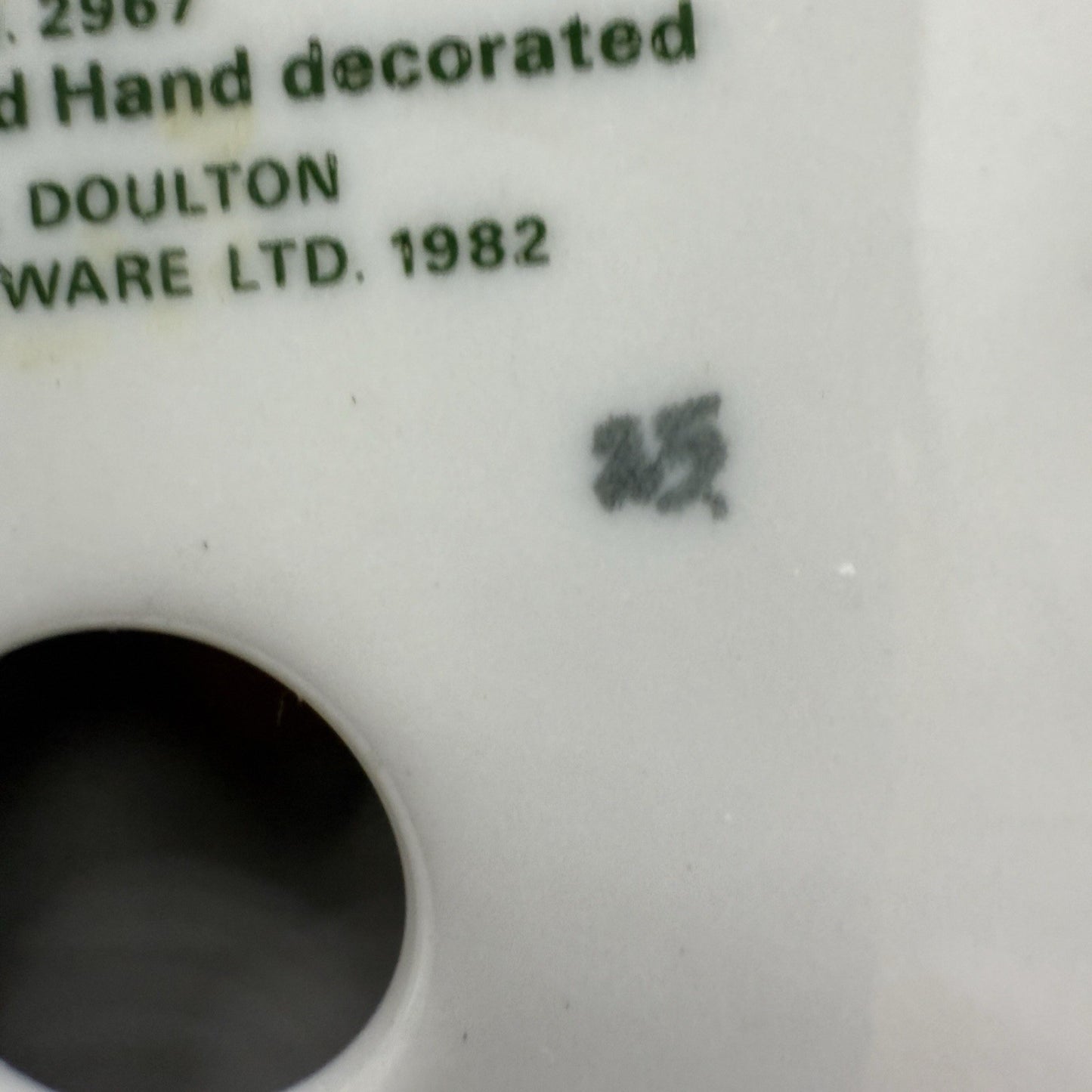 Royal Doulton Porcelain Childhood Days "Please Keep Still" #3082 Figurine 5” Vtg