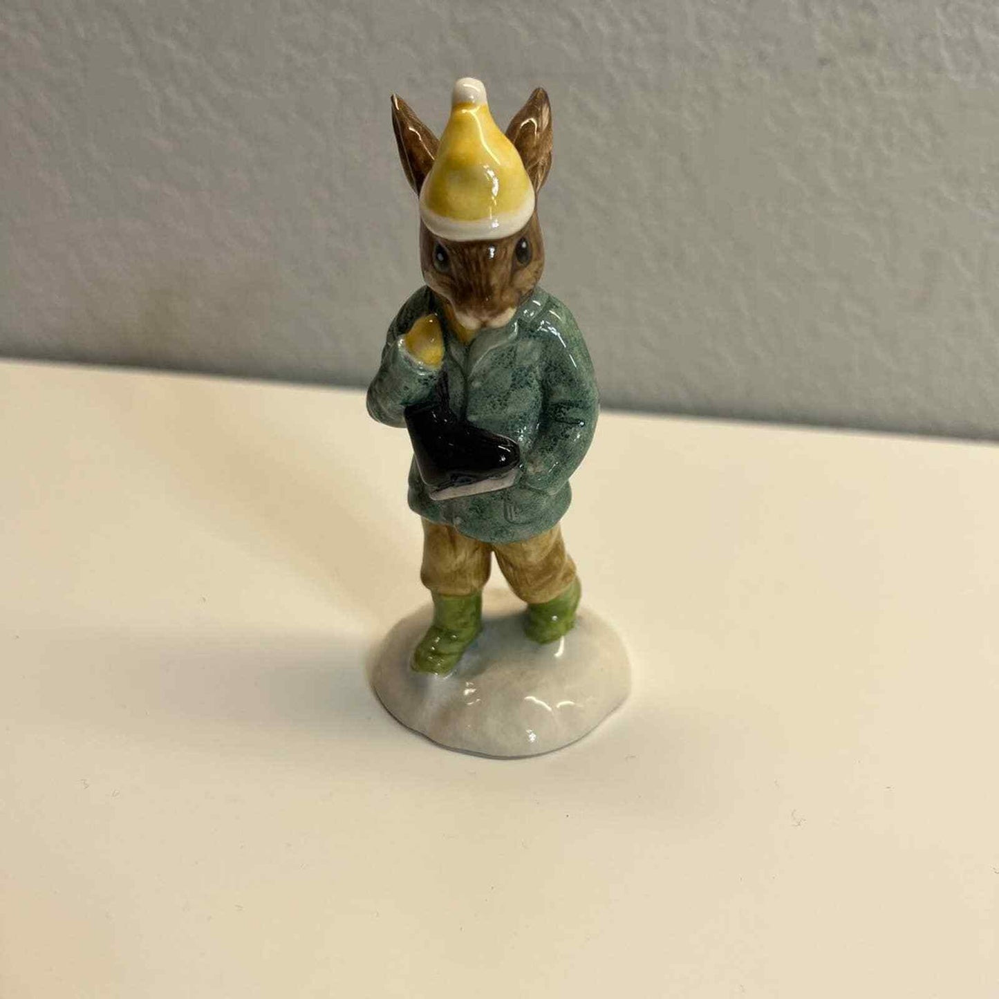 Royal Doulton Bunnykins Boy Skater Made In England 1995 #DB152 Figurine