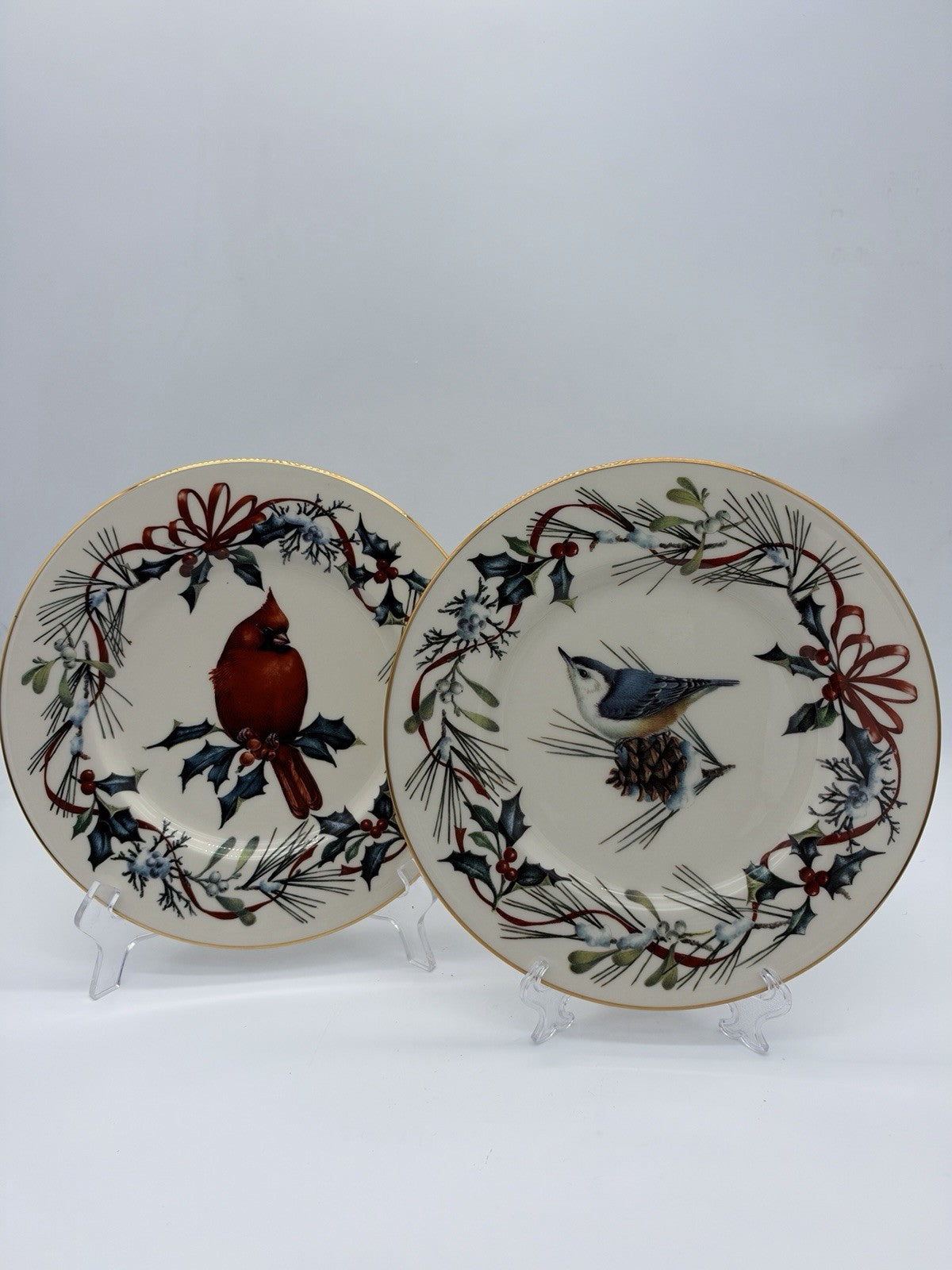 Lenox Winter Greetings Salad Plates Nuthatch Cardinal 9” Gold Trim 2 PCs Porcela