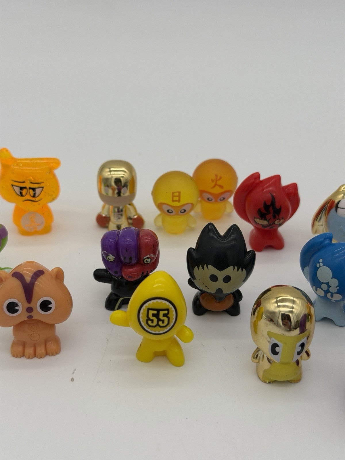 Gogo’s Crazy Bones Series 1 & 4 Lot Of 29 PCs Toys Figurines Collectible