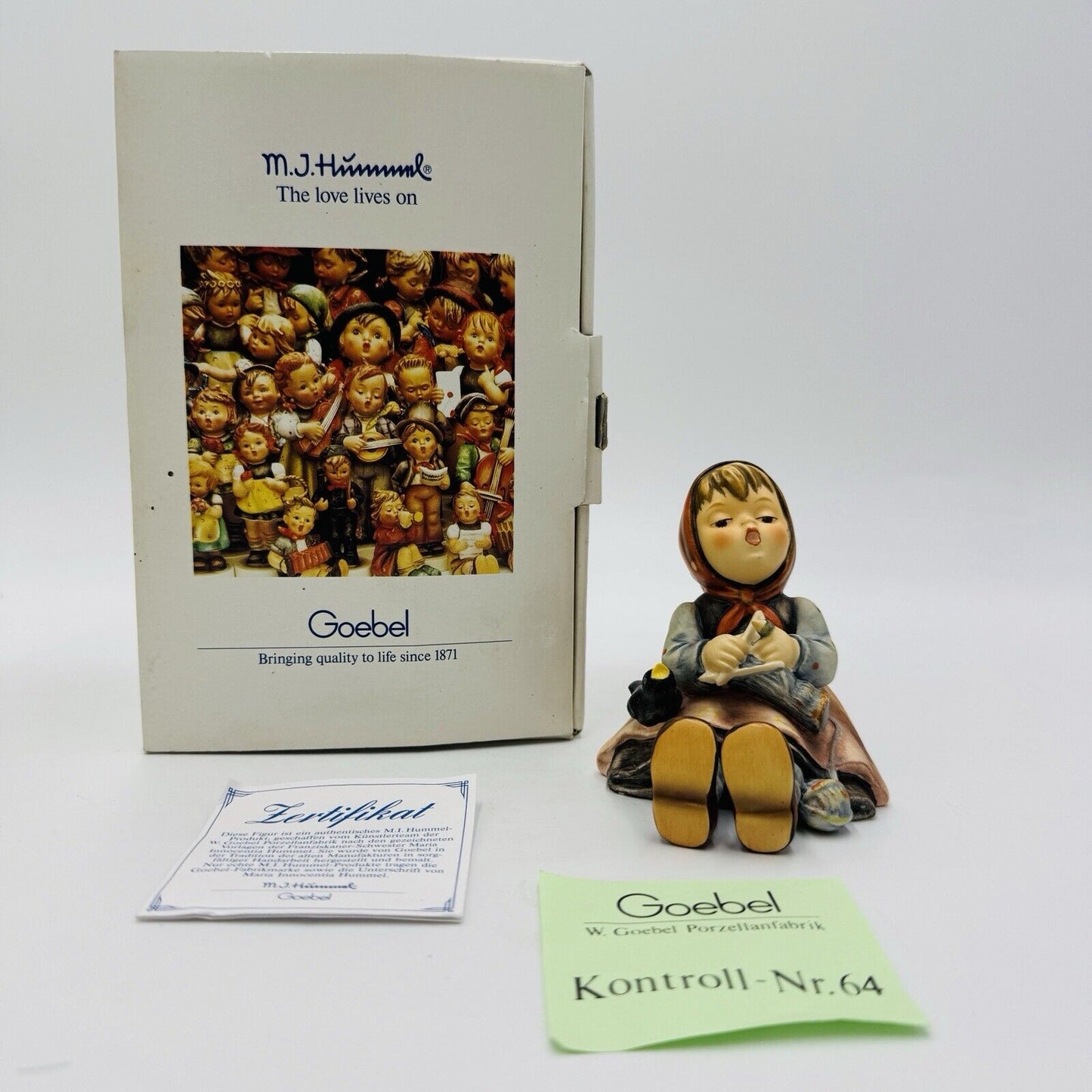 Hummel GOEBEL Figurine "Happy Pastime # 69 w/Box Germany Porcelain COA Painted